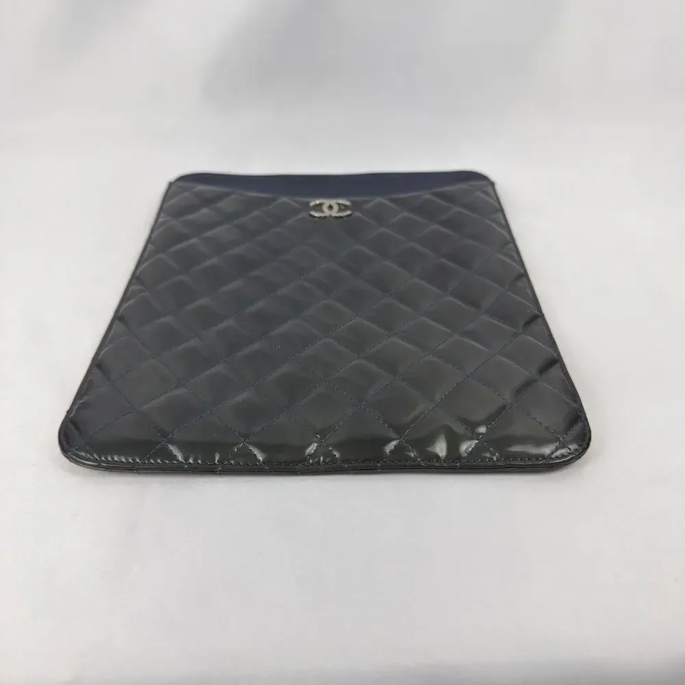 Chanel Quilted Patent Leather iPad Tablet Case Green Silver CC Logo Pouch